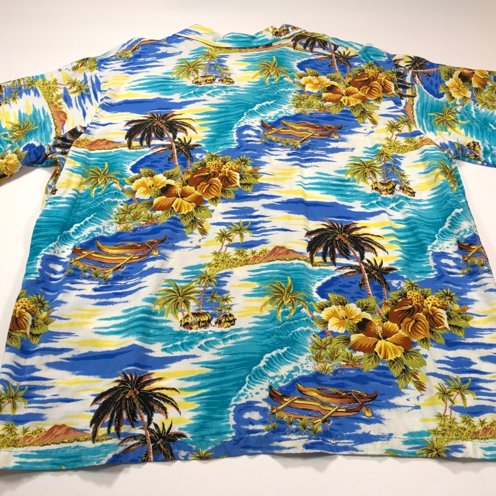 Hilo Hattie L Rayon Hawaiian Shirt - Picture 3 of 3